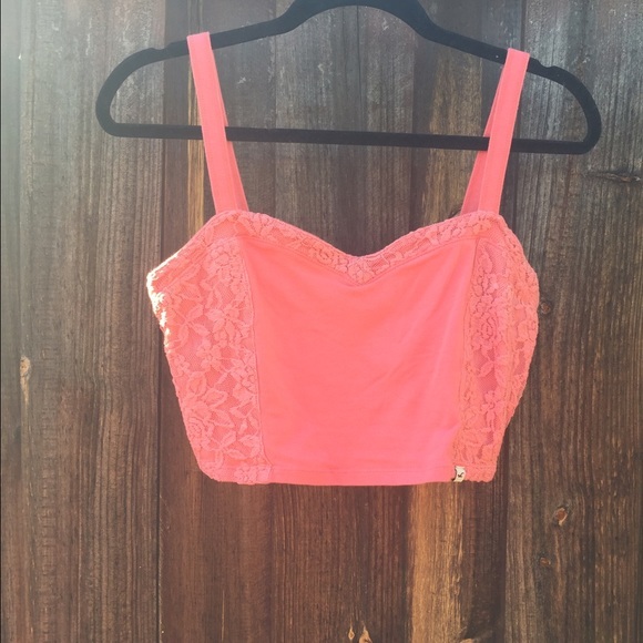 Hollister Tops - Pink crop top